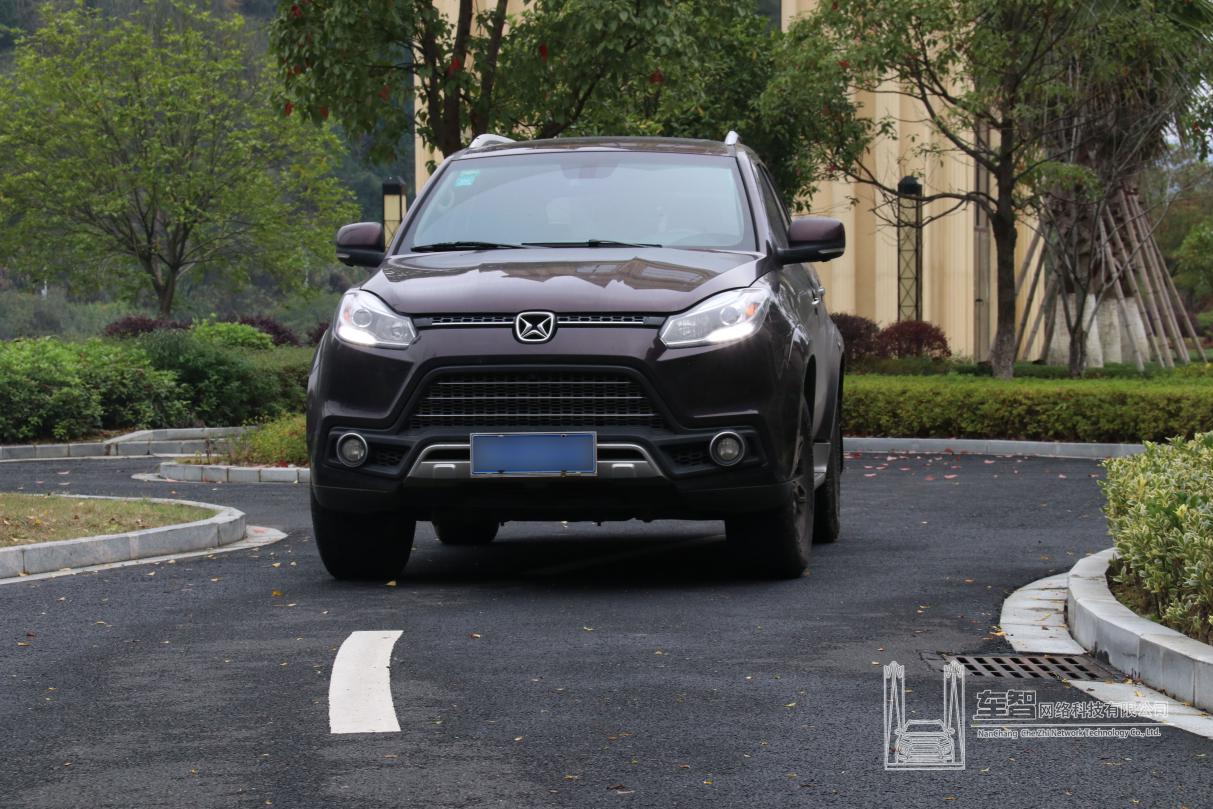 汽车轮胎被割还是划破怎么区分,轮胎侧边划破漏气了必须换胎吗