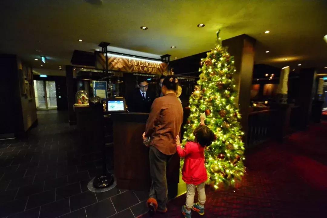 最贵的西餐大概多少钱,100元吃豪华大餐