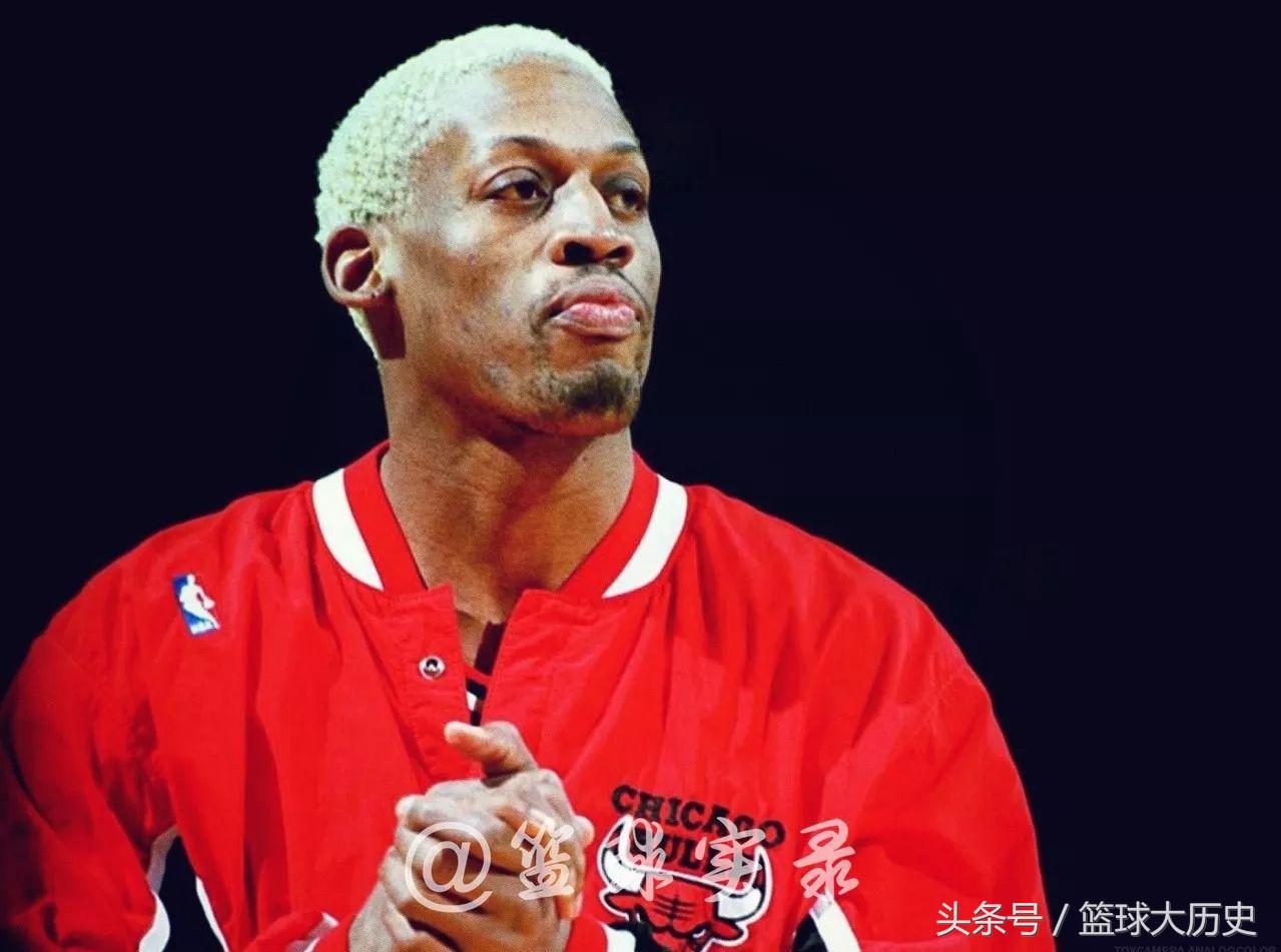 退役球衣还能穿，奥尼尔穿科比8号，盘点NBA十大冷门事！