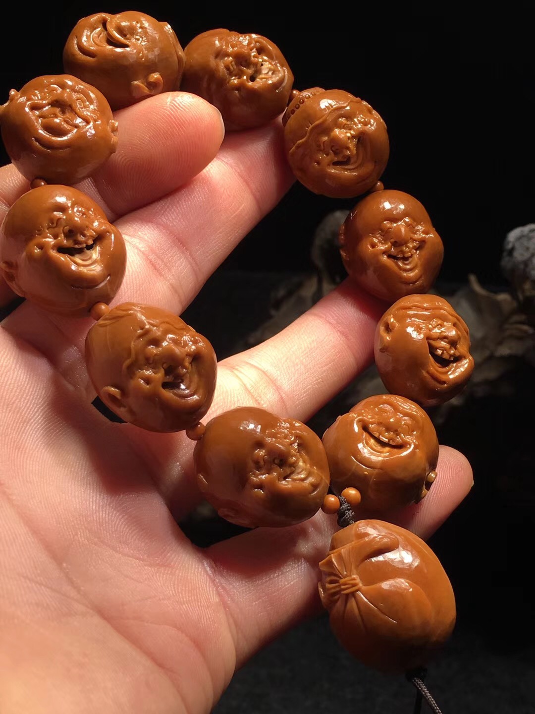 橄榄核手串如何保养,橄榄核文玩保养方法