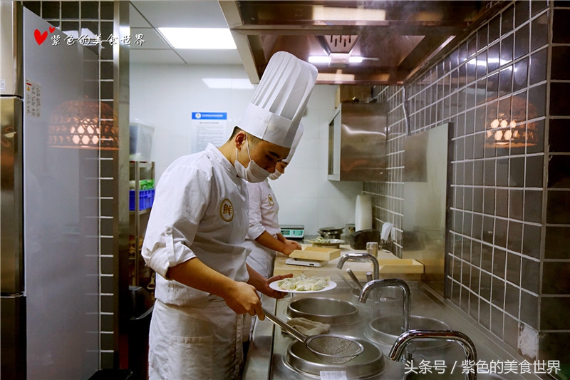 北京吃的饺子,青岛船歌鱼水饺总店是哪家