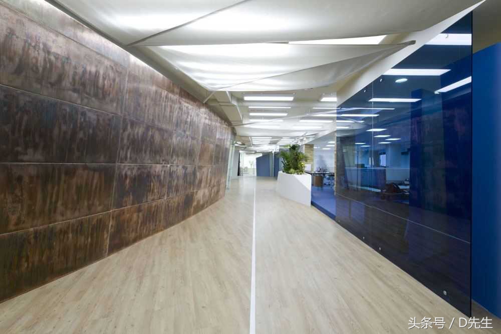 马云是怎么创立企业,阿里巴巴是马云一个人创立的吗