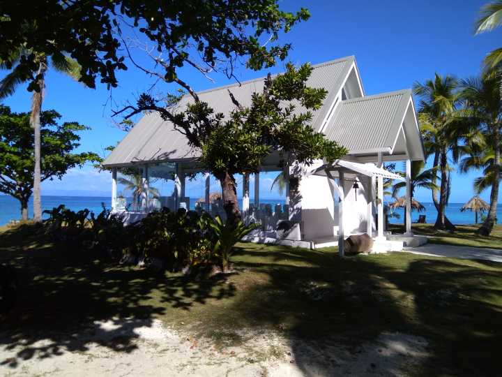 汤加和斐济哪个国家大,斐济国家主产什么