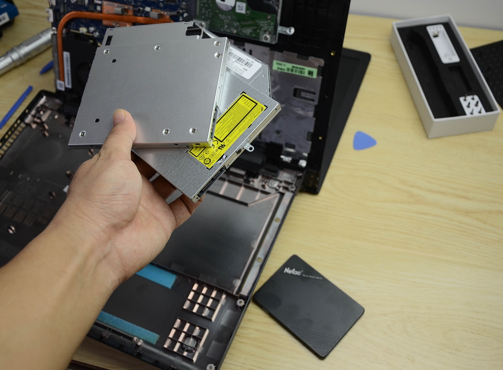 自己动手给笔记本升级固态硬盘,分享经验笔记本升级ssd的三大方案
