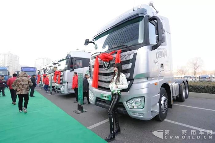 北京置换新能源车最高补贴1万元,北京国三小汽车置换补贴