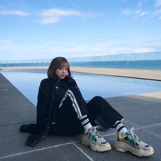 balenciaga巴黎世家t恤麦穗,巴黎世家高阶穿搭