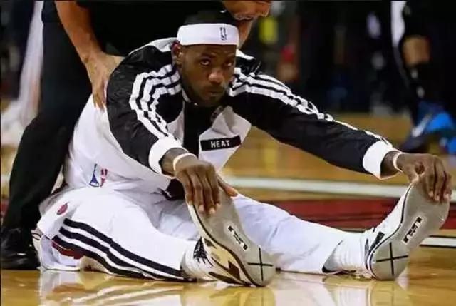 这些出色的男人们,如何谈论瑜伽?