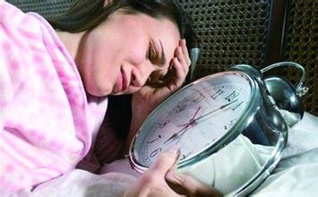 孕期失眠该如何调理呢视频,孕期失眠严重一夜夜的睡不着