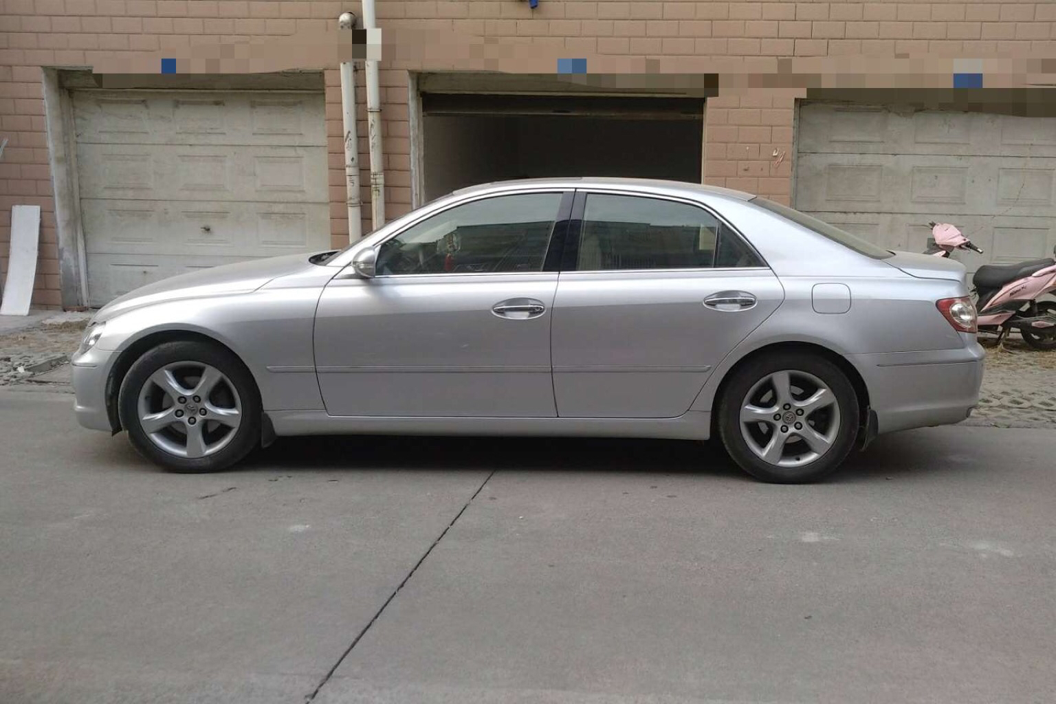 十万淘车,绝版丰田锐志v6