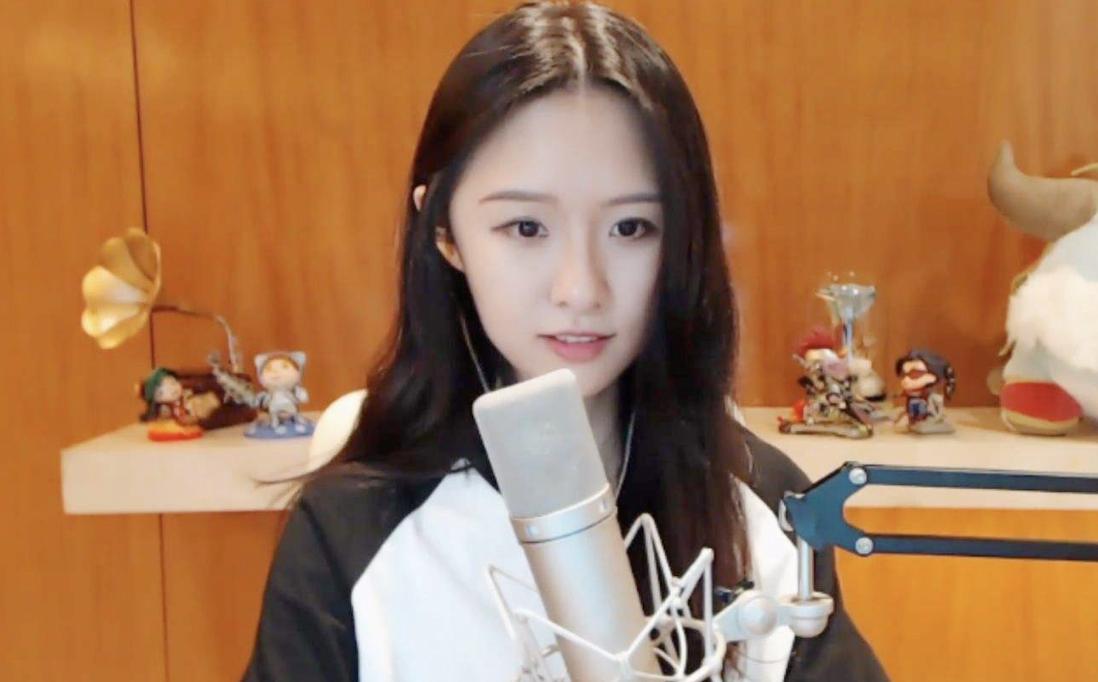 陈一发试了两天的衣服被吐槽太丑,但颜值和唱功真的比提莫阿冷好