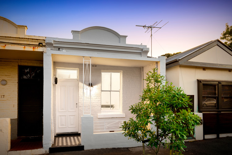 英伦风格小屋书籍,英伦小屋卧室家具图片