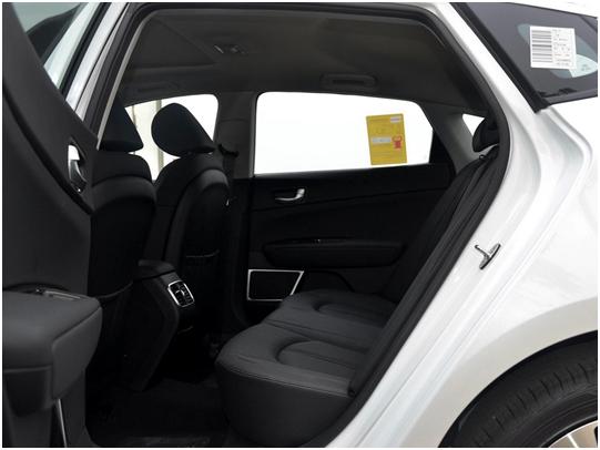 2022起亚k5隔音效果实测,好车不贵经济实惠起亚k5