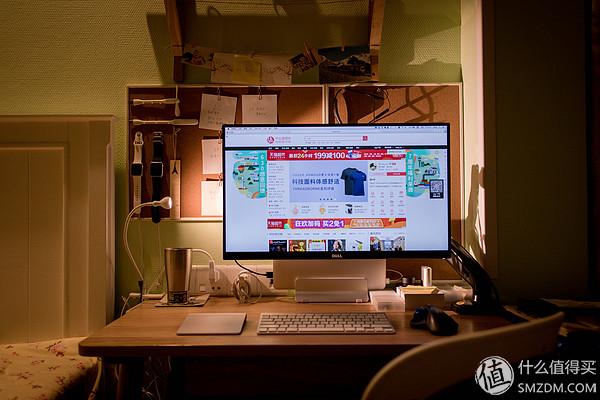 办公桌面舒适简约布局,好看的办公桌面布置