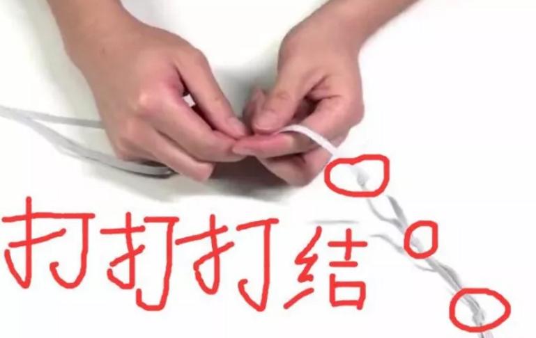 袜子收纳悬挂神器抽屉式收纳盒,如何收纳袜子在衣柜里没有抽屉