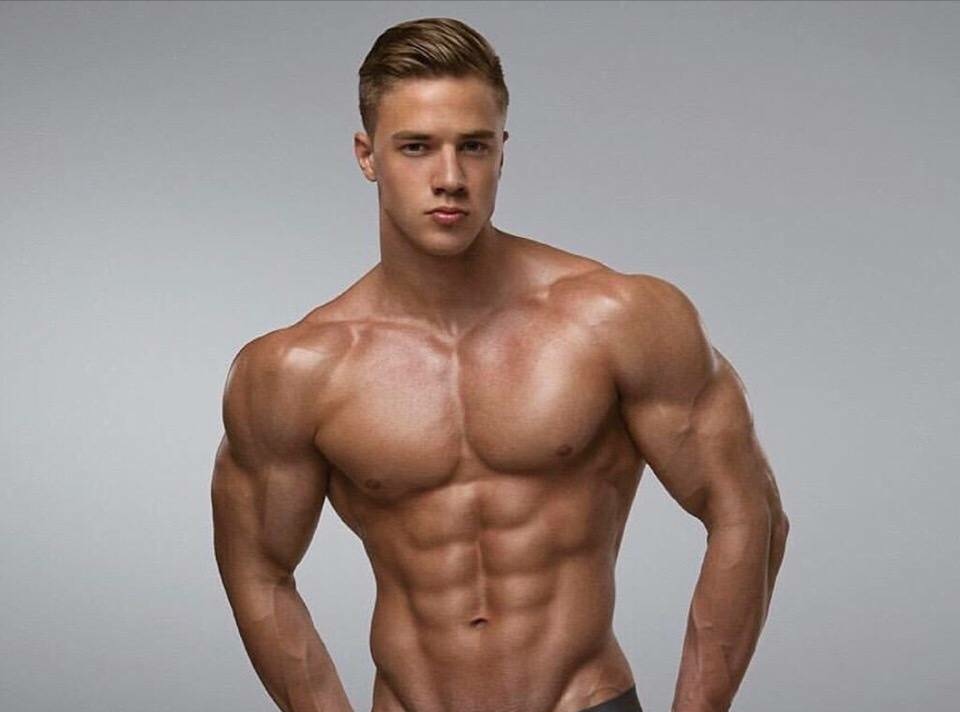 大强度胸肩训练教学上肢增肌必备,健身初学者胸背肩训练计划