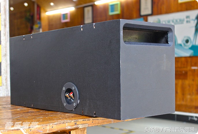 奥德赛混动音响箱体,本田奥德赛改装哈曼卡顿8寸喇叭