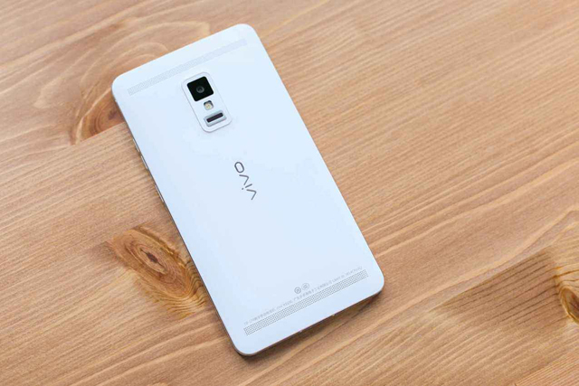 翻出一年前的手机,翻出了近十年前的手机