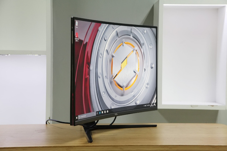 tclt32n7c显示器,tclt32m6c显示器带音响吗