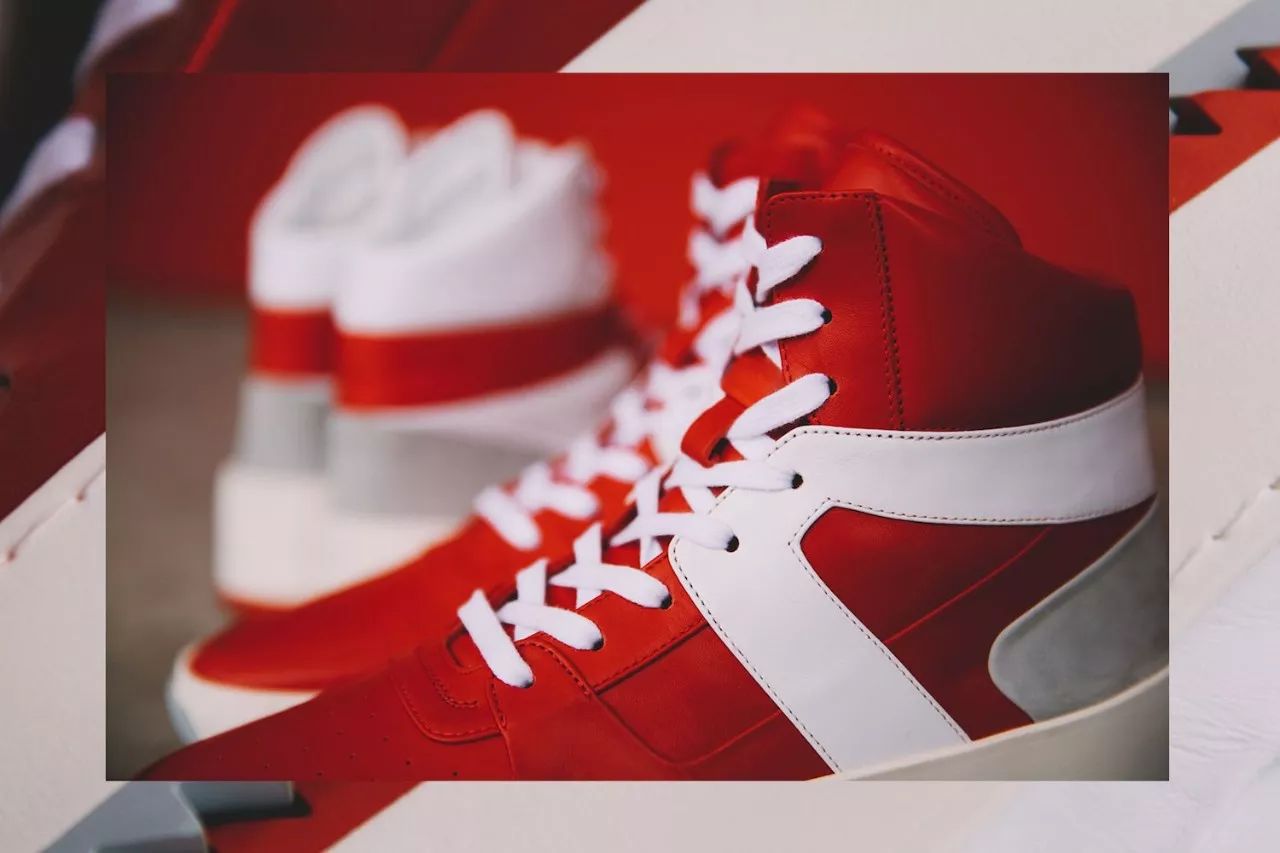 颜色很炫的球鞋,颜色鲜艳花里胡哨的球鞋