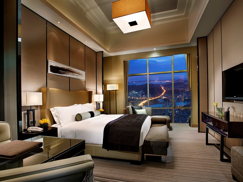 附近的旅游景点温泉自助餐一体,附近吃喝玩乐一体的温泉