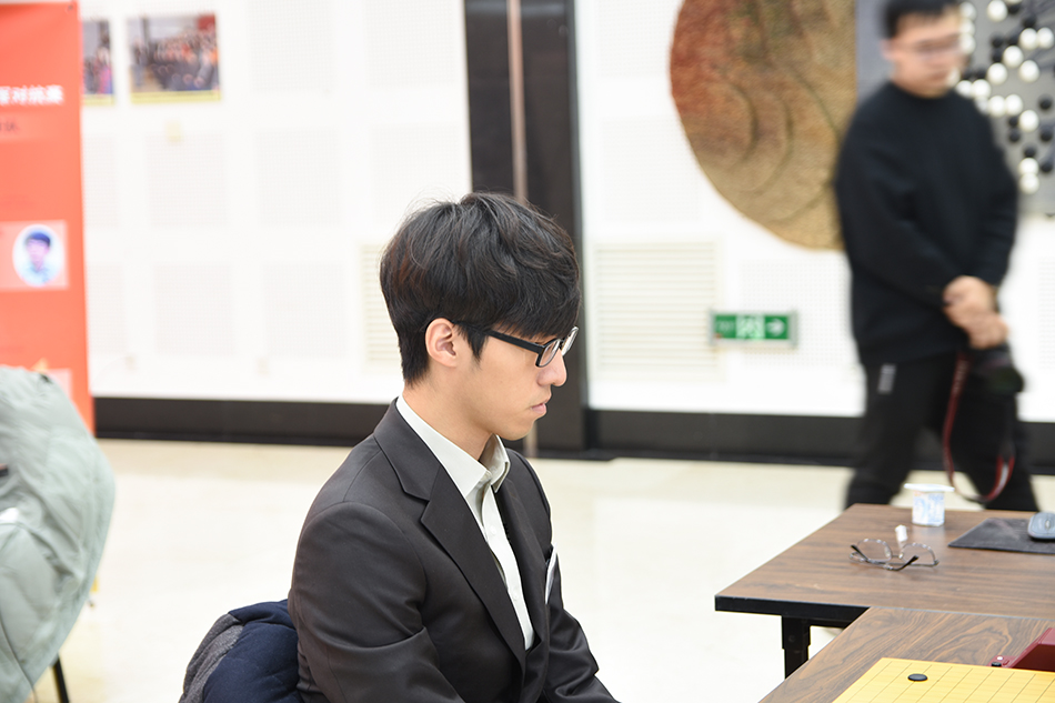 李昌镐vs陈耀华,中韩围棋巅峰对决李昌镐决胜常昊