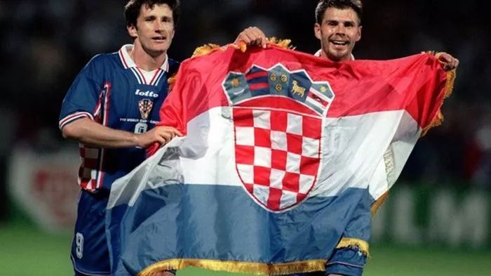 7年前他就呼吁重视足球外交：隐忍，只会被视作软弱可欺！