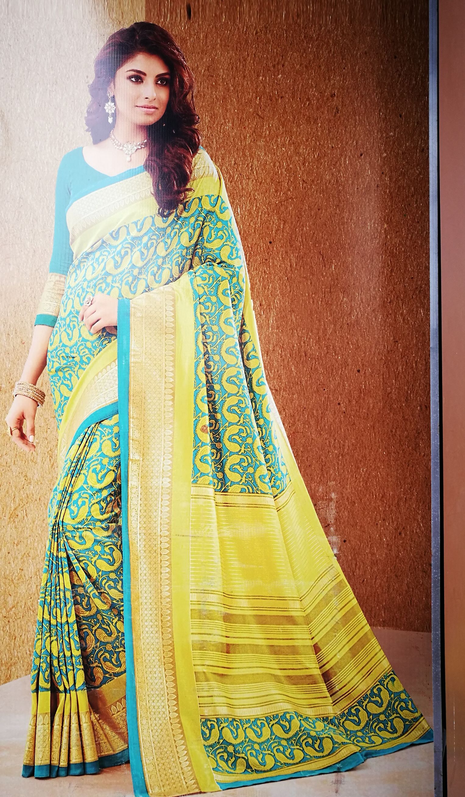 斯里兰卡服饰文化,卡塔尔民族服饰