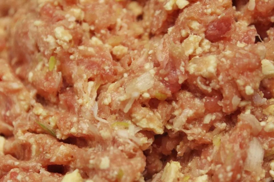 不放调料粉的肉丸怎么做,怎么做的肉丸子不柴不散