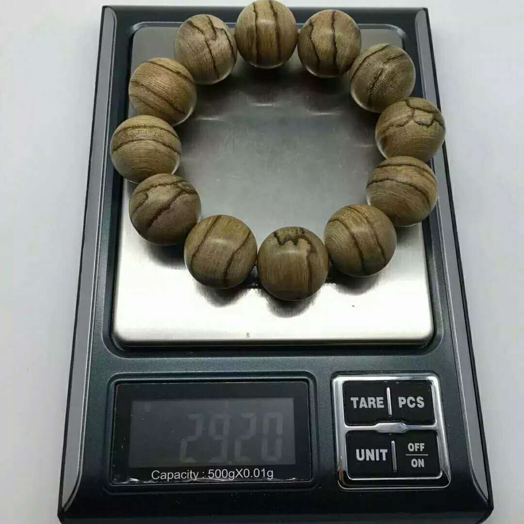 加里曼丹沉香手串有什么寓意,加里曼丹沉香108颗手串怎么搭配