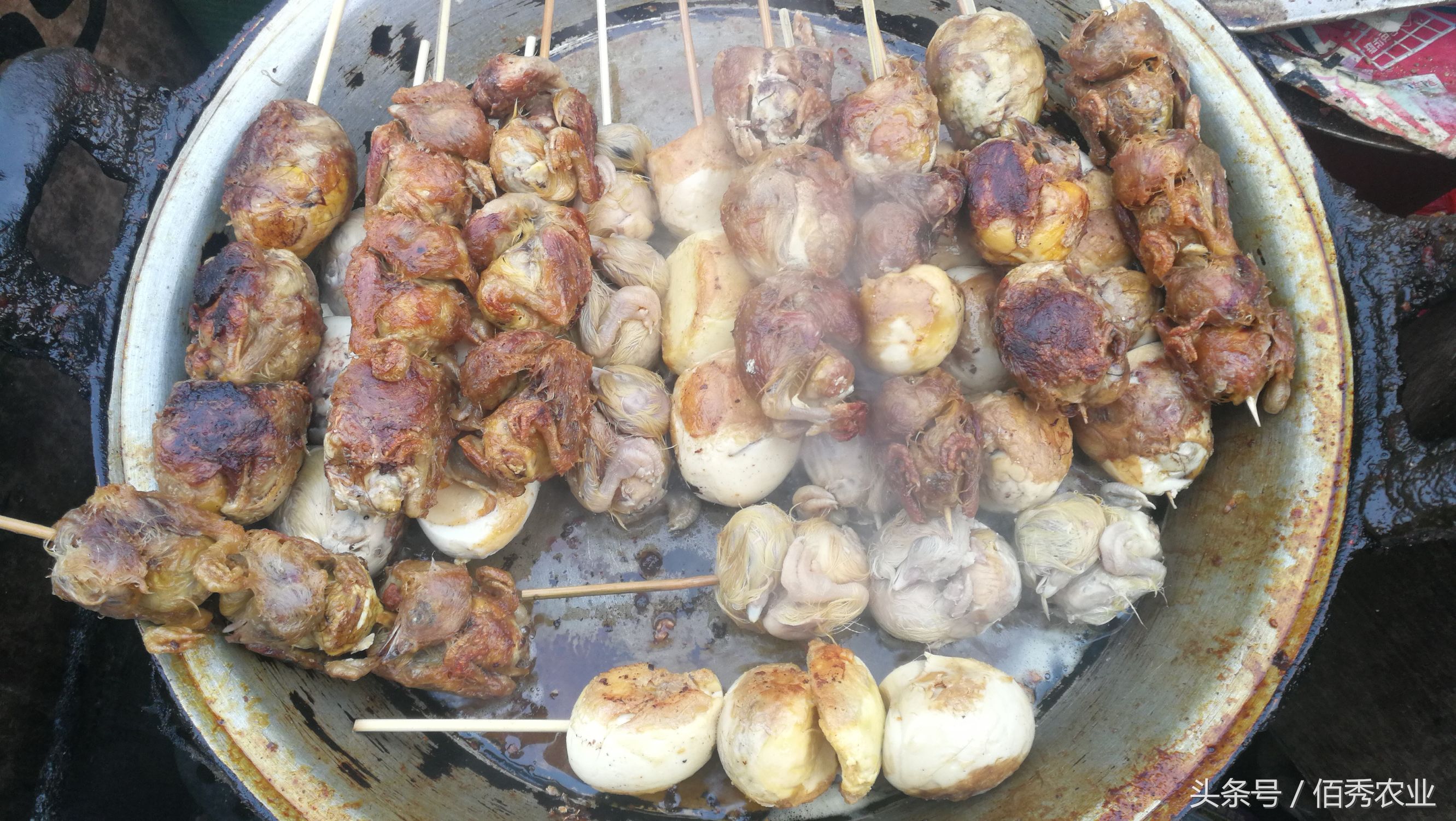 卖东西农村大娘,农村大妈卖的稀罕物