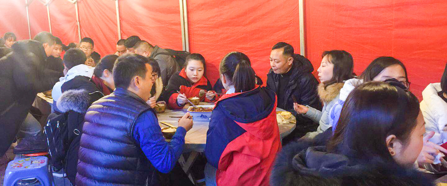 成都娱乐新鲜事,成都热门新鲜事