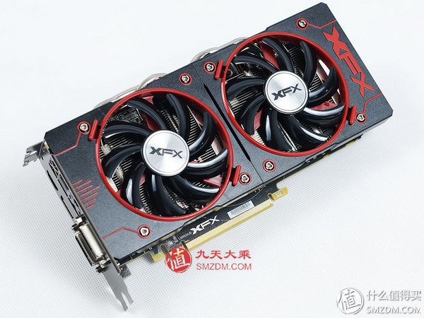 讯景rx5804g黑狼显卡,讯景r9370x4g显卡尺寸