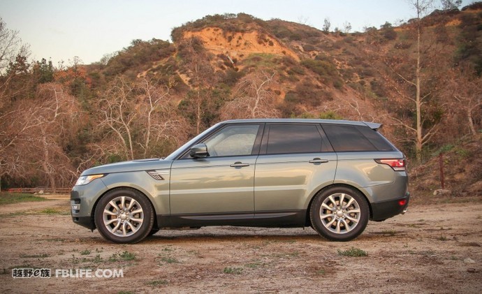 新款路虎揽胜运动版油耗实测,2017款路虎揽胜运动柴油试驾