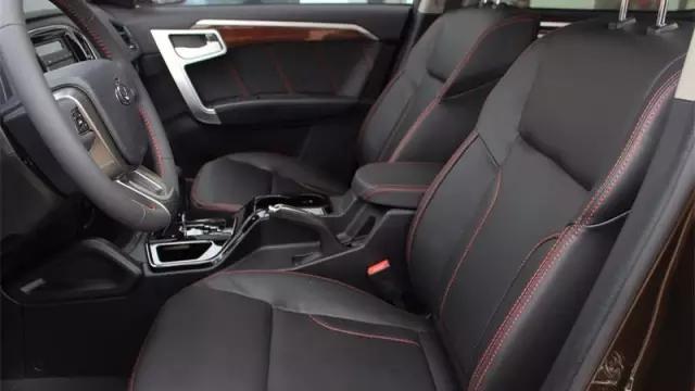 动力太强不敢开,动力太肉的车真的难开