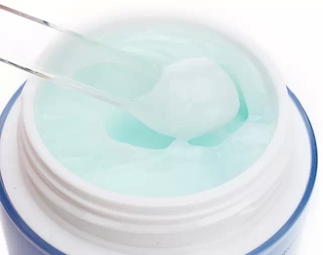 母亲节妈妈妆容,母亲节回家该给母亲带什么