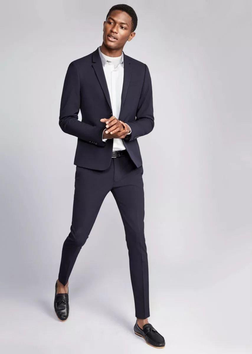 20岁适合穿的西装,哪个牌子中年人的西装性价比高