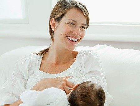 母乳都会出现哪些问题,母乳有点变质有危害吗