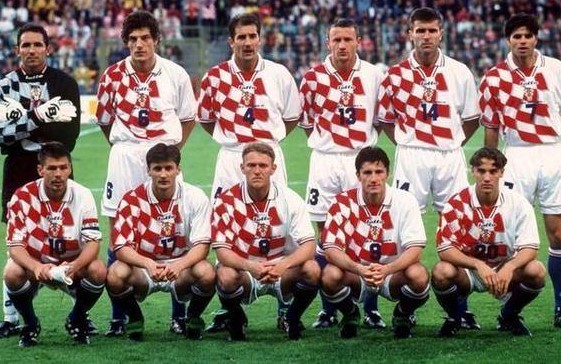 球衣回忆视频,国家队经典球衣