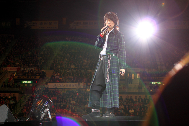 你不开心啊？看脱口秀啊