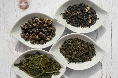 白酒、茶叶、蜂蜜、香水有保质期吗?至当天算不算过期?