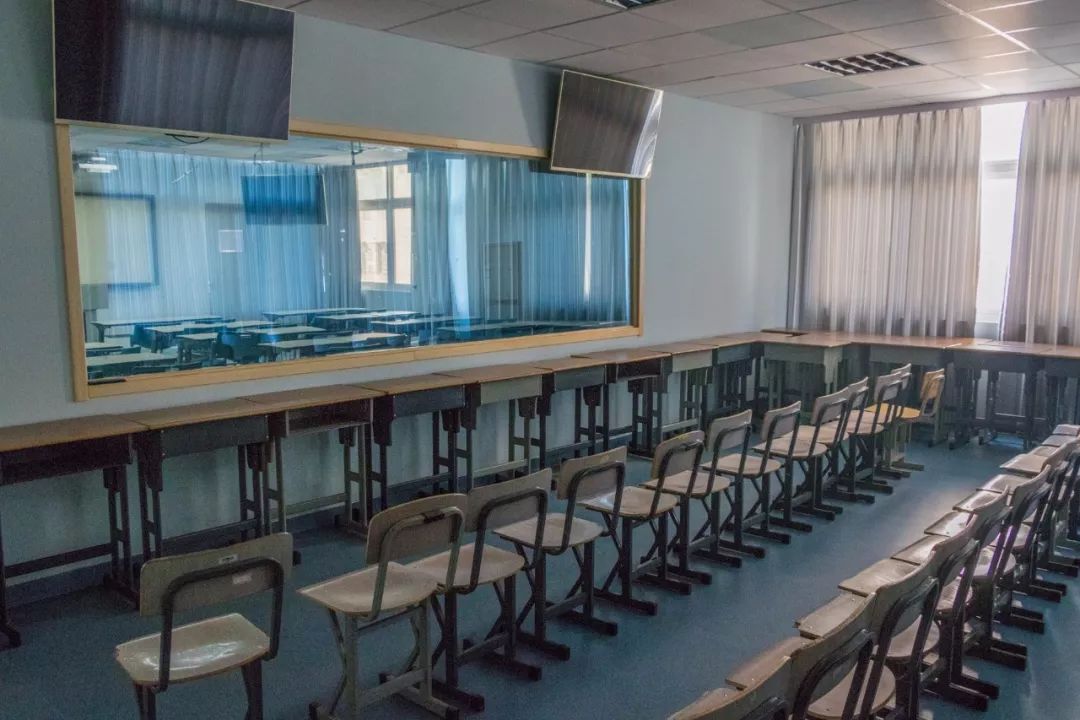 南京这所中学500元建校，出了2位世界冠军，最擅长的却是买买