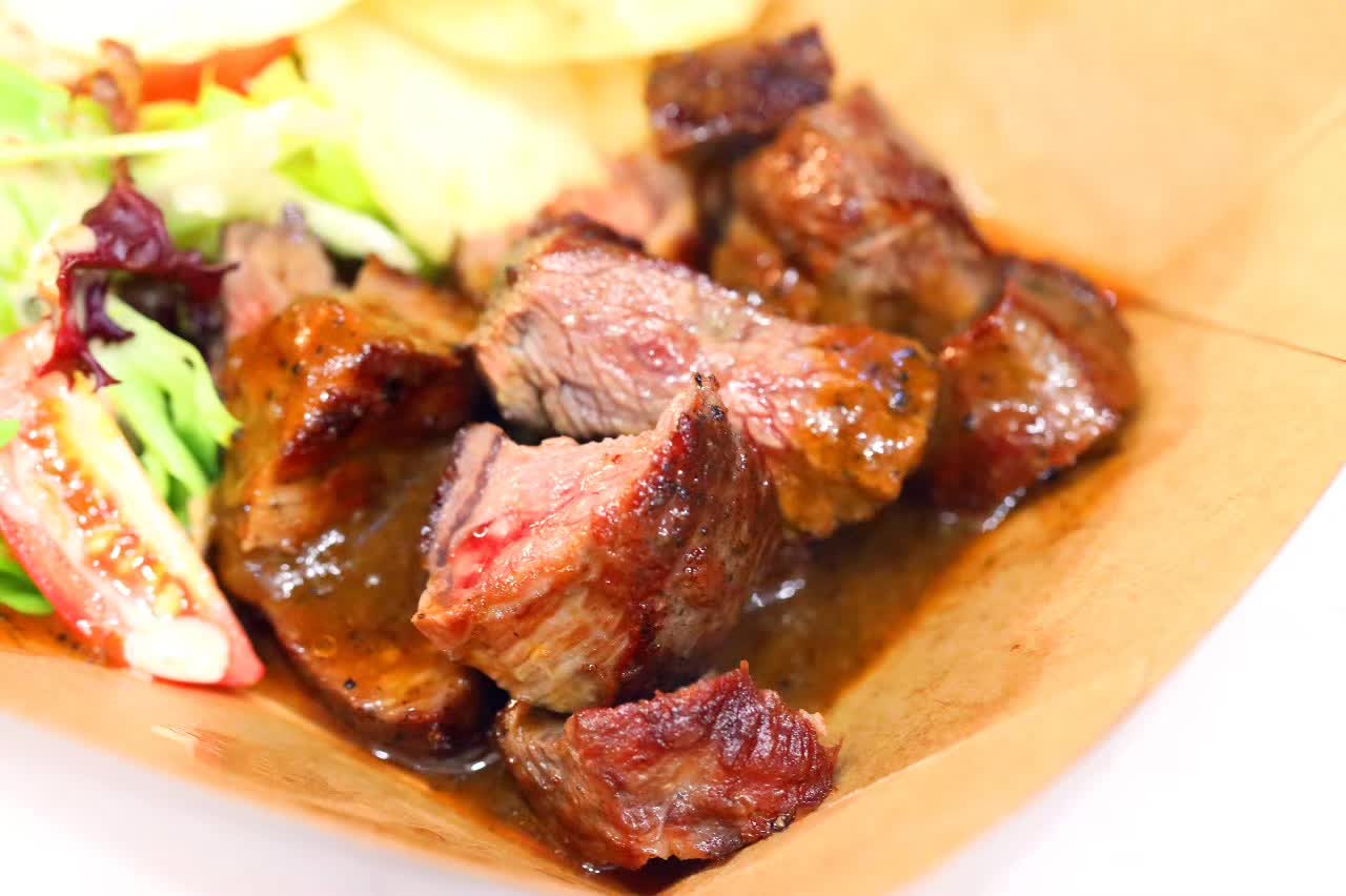 宇宙最红“地球港”空降北京！8国牛肉，逛吃7天不重样！