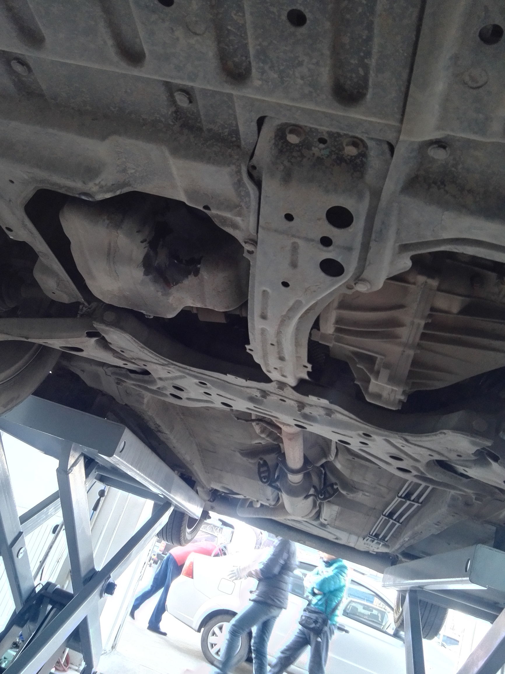 吉利全球鹰gc7油箱盖开启视频,吉利全球鹰gc7仪表小计里程