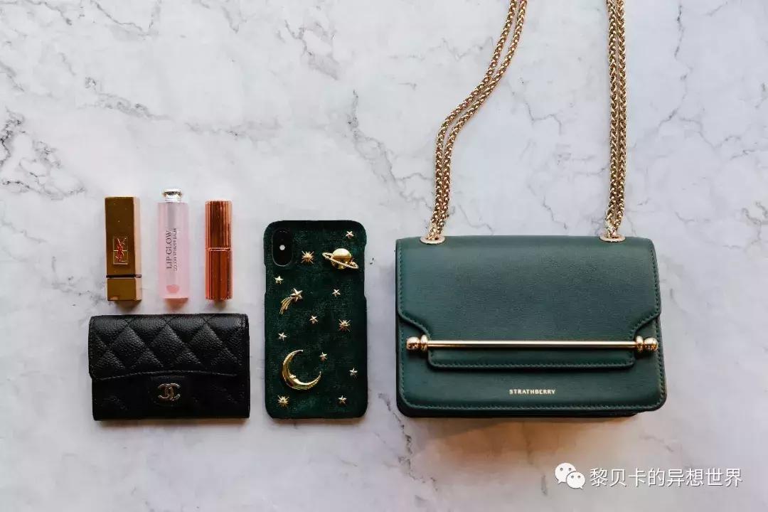 从上百只包里，她们精挑细选了这9只最爱的年度好包