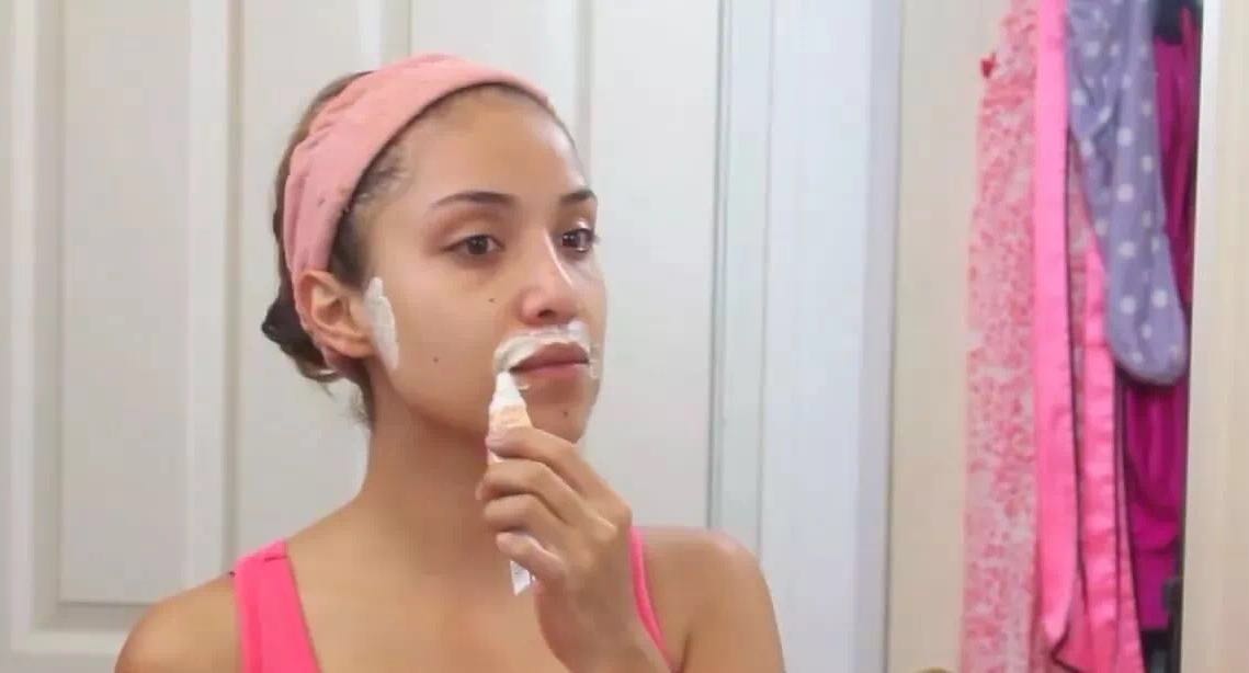 今日颜值主题：女汉纸的痛你们不懂，烦心的小胡子其实很容易去除