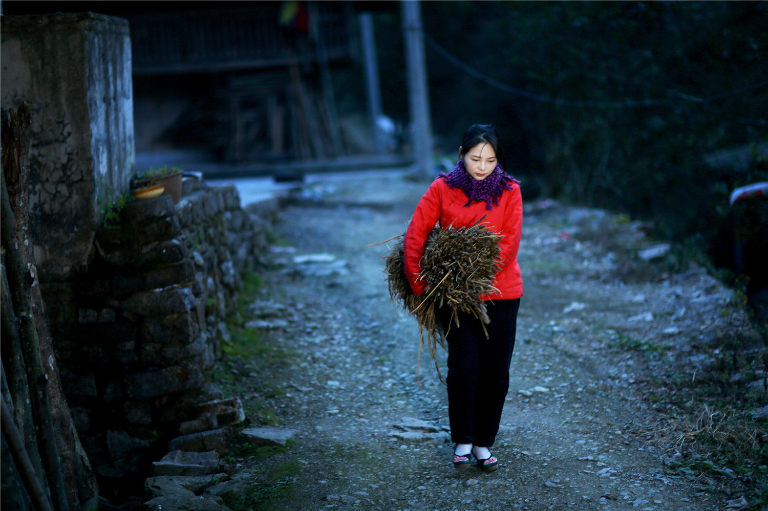 湘西龙脉风水传说,湘西龙山龙脉风水宝地