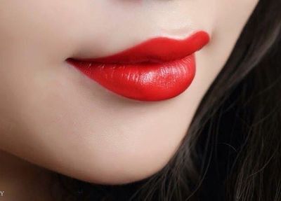 推荐几款秋冬季滋润大牌口红,一款秋冬必备的口红