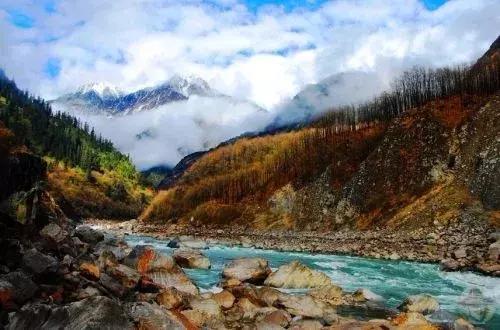 拉林高速最美段,公路的颜值