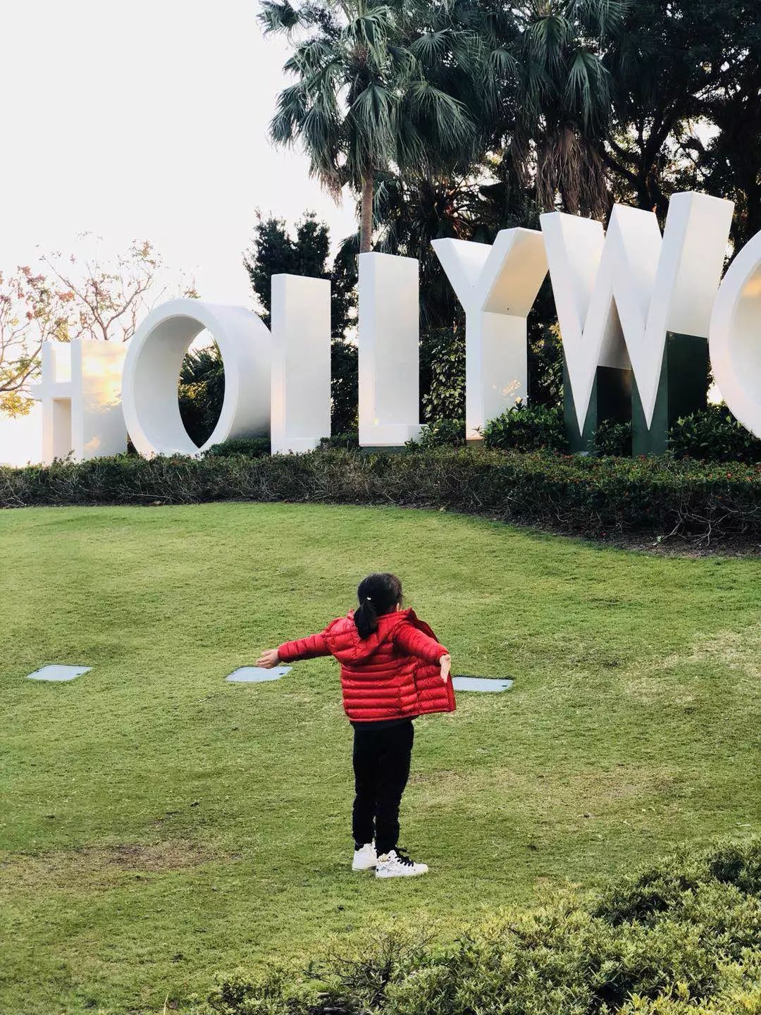 香港迪士尼攻略一日游最新版,香港迪士尼游玩全攻略路线推荐