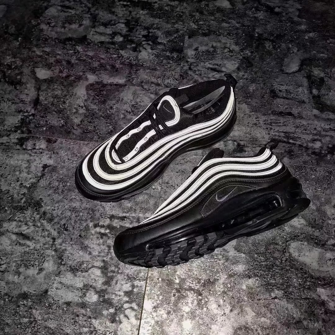 nikeairmaxzephyr评测,nikeairmax97经典新款纯原子弹头